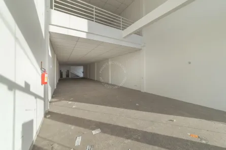 Ponto Comercial para alugar, 211m² no Passo da Areia, Porto Alegre