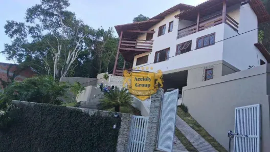 Casa com 3 Quartos à venda, 327m² no Piratininga, Niterói