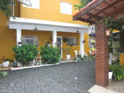 Sobrado com 4 Quartos à venda, 233m² no Loteamento Residencial Carangola, Pindamonhangaba