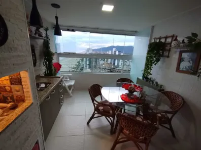 Apartamento com 3 Quartos para alugar, 124m² no Caiçara, Praia Grande