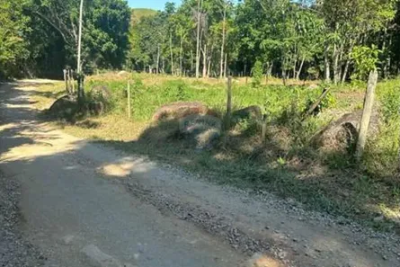 Lote/Terreno à venda, 1067m² no Centro, Macaé