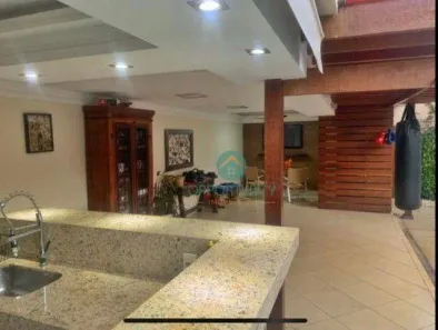 Casa com 5 Quartos para alugar, 470m² no Maravista, Niterói