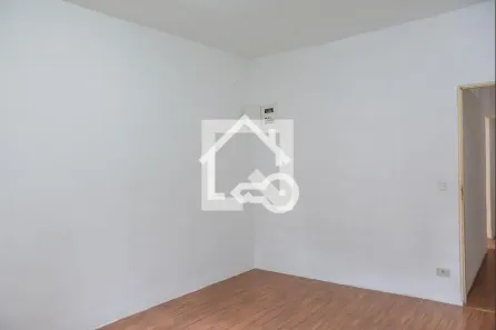 Casa com 1 Quarto à venda, 85m² no Taboão, Diadema