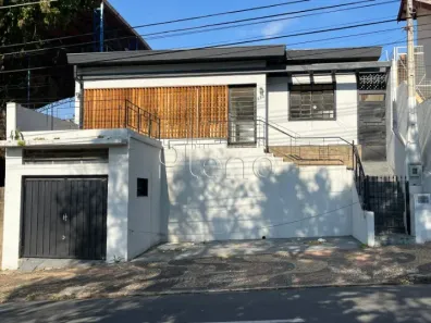 Sobrado com 3 Quartos à venda, 259m² no Vila Santana, Valinhos