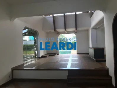 Casa com 9 Quartos para venda ou aluguel, 500m² no Vila Madalena, São Paulo