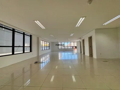 Sala Comercial para alugar, 180m² no Centro, Bento Gonçalves