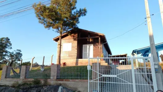 Casa com 3 Quartos à venda, 75m² no Desvio Rizzo, Caxias do Sul