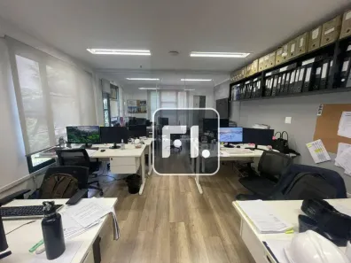 Sala Comercial para alugar, 180m² no Vila Olímpia, São Paulo