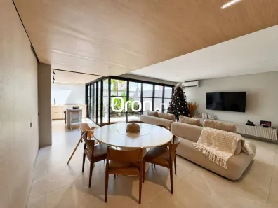 Casa de Condomínio com 3 Quartos à venda, 180m² no Jardim Vitória, Goiânia