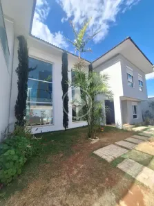 Sobrado com 5 Quartos à venda, 459m² no Alto Umuarama, Uberlândia