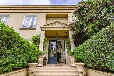 Casa com 4 Quartos à venda, 953m² no Jardim Luzitânia, São Paulo