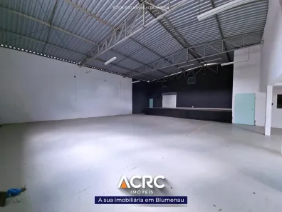 Galpão/Depósito/Armazém para alugar, 350m² no Velha, Blumenau