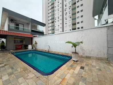Sobrado com 4 Quartos à venda, 170m² no Guilhermina, Praia Grande