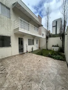 Sobrado com 2 Quartos para alugar, 90m² no Cerqueira César, São Paulo