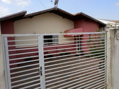 Casa com 2 Quartos à venda, 250m² no Conjunto Habitacional Engenheiro Francisco Blasi, Botucatu