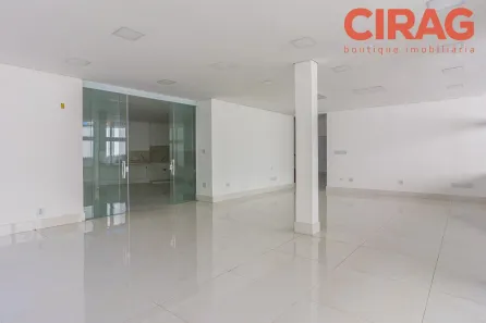 Casa com 4 Quartos para venda ou aluguel, 800m² no Jardim Paulista, São Paulo
