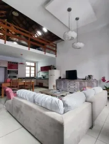 Casa com 3 Quartos à venda, 121m² no Floresta, Porto Alegre