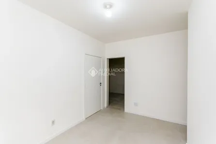 Apartamento com 2 Quartos para alugar, 48m² no Sarandi, Porto Alegre