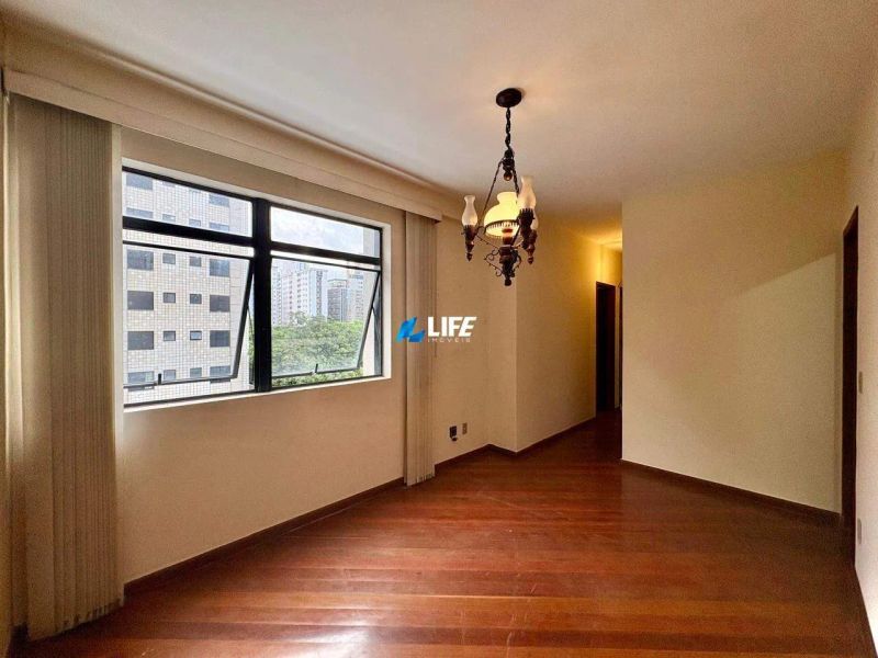 Apartamento com 3 quartos — Lourdes, Belo Horizonte