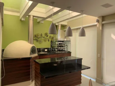 Casa com 3 Quartos para alugar, 300m² no Vila Santo Antônio, São Paulo