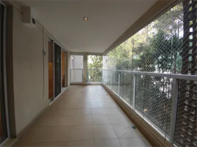 Apartamento com 3 Quartos para alugar, 186m² no Chácara Santo Antônio (Zona Sul), São Paulo