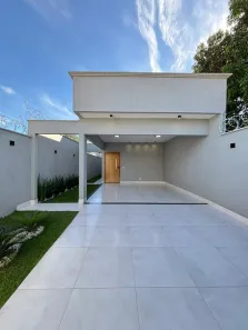 Casa com 3 Quartos à venda, 129m² no Setor Central, Aparecida de Goiânia