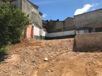 Lote/Terreno à venda, 360m² no Petrolândia, Contagem