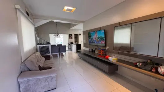 Casa de Condomínio com 3 Quartos para alugar, 220m² no Uruguai, Teresina