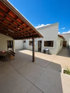 Casa com 3 Quartos à venda, 158m² no Beija-Flor II, Uberaba