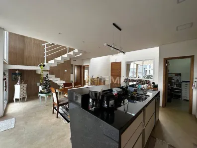 Casa de Condomínio com 3 Quartos à venda, 195m² no Vila Bressani, Paulínia