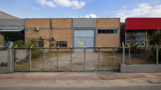 Galpão/Depósito/Armazém para alugar, 375m² no Roçado, São José