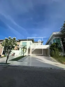 Casa de Condomínio com 5 Quartos para alugar, 300m² no Coaçu, Eusébio