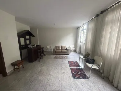 Apartamento com 3 Quartos para alugar, 130m² no Santa Lúcia, Belo Horizonte