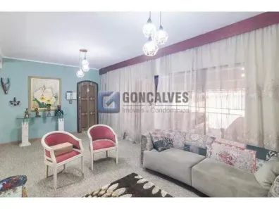 Sobrado com 4 Quartos para alugar, 420m² no Cidade São Jorge, Santo André