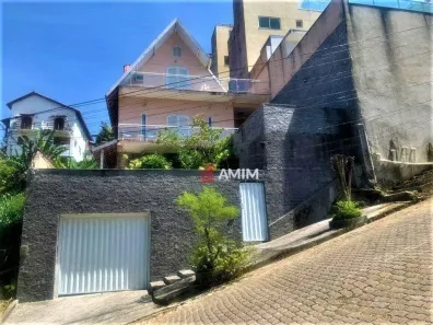 Casa com 4 Quartos à venda, 200m² no Maravista, Niterói