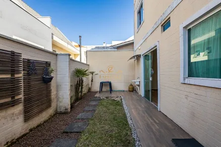 Casa de Condomínio com 3 Quartos à venda, 160m² no Cachoeira, Curitiba