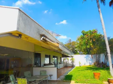 Sobrado com 4 Quartos para venda ou aluguel, 850m² no Jardim Cordeiro, São Paulo
