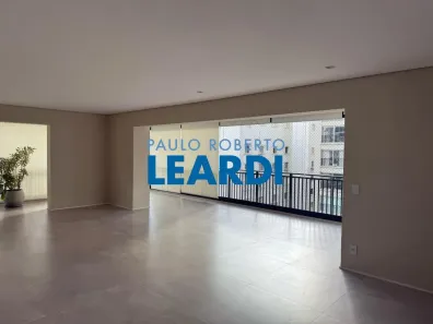 Apartamento com 3 Quartos à venda, 226m² no Jardim Paulista, São Paulo