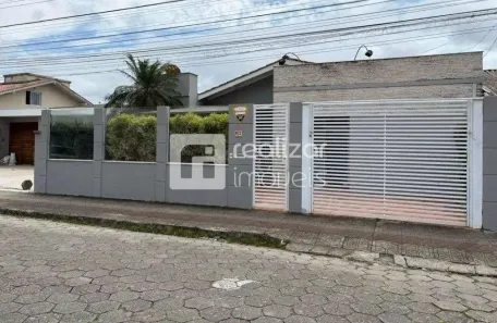 Casa com 4 Quartos para alugar, 152m² no Santa Mônica, Florianópolis