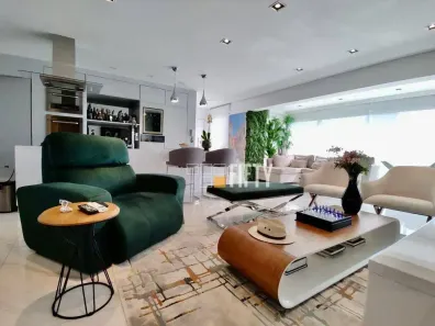 Apartamento com 2 Quartos à venda, 200m² no Jardim das Acácias, São Paulo