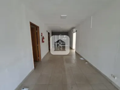 Ponto Comercial para alugar, 316m² no Daniel Fonseca, Uberlândia