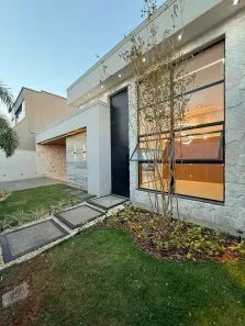 Casa com 4 Quartos à venda, 218m² no Parque Amazônia, Goiânia