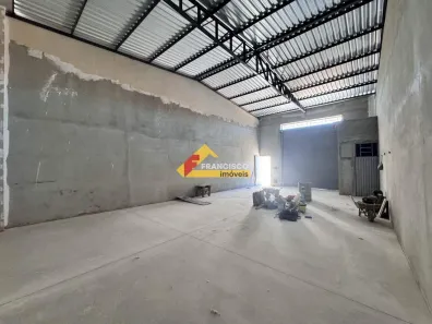 Galpão/Depósito/Armazém para alugar, 140m² no Icaraí, Divinópolis