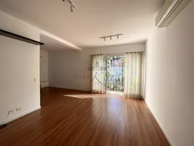 Casa com 4 Quartos para alugar, 240m² no Lapa, São Paulo