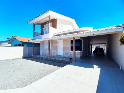 Casa com 3 Quartos à venda, 140m² no Caçador, Capivari de Baixo