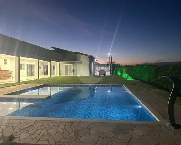 Casa de Condomínio com 3 Quartos à venda, 390m² no Loteamento de Chácaras Arumã, Sarapuí