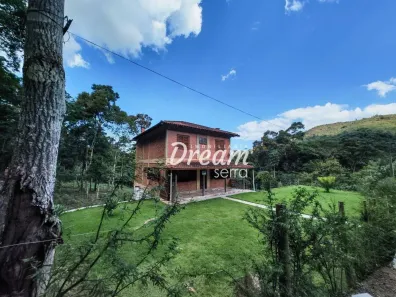 Casa de Condomínio com 3 Quartos à venda, 300m² no Três Córregos, Teresópolis
