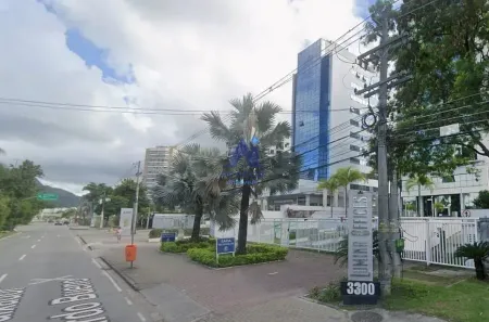 Ponto Comercial para alugar, 60m² no Barra Olímpica, Rio de Janeiro