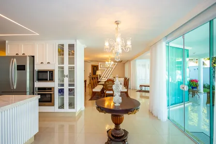 Casa de Condomínio com 4 Quartos à venda, 621m² no Campo Comprido, Curitiba