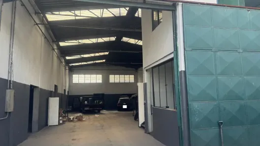 Galpão/Depósito/Armazém para alugar, 300m² no Vila Nova Bonsucesso, Guarulhos